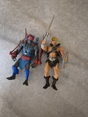 Mattel MOTU He-Man & Stratos Action Figures 200X Loose Pre-owned